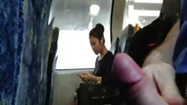 Sừng tóc vàng muốn v ...