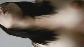 Lớn tit brunette hút ...