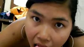 SỮA. Chị có ba người ...