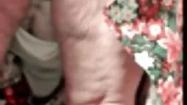 Cô ấy uống nước sex  ...