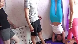 Mở miệng và pim se x ...
